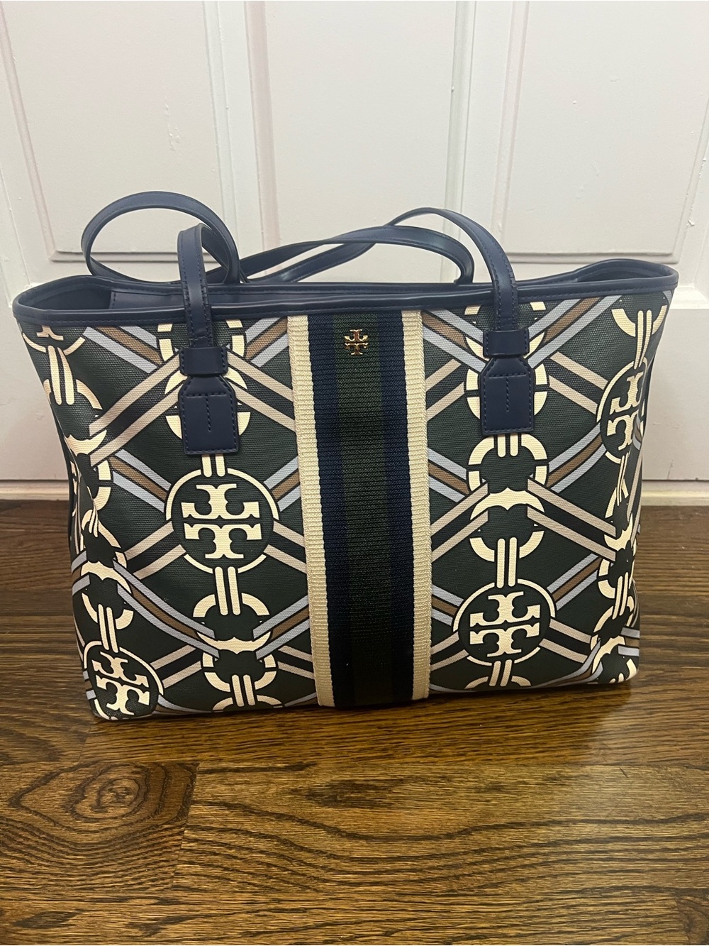 Tory Burch Gemini Link Medallion Ribbon Logo-Print Tote
